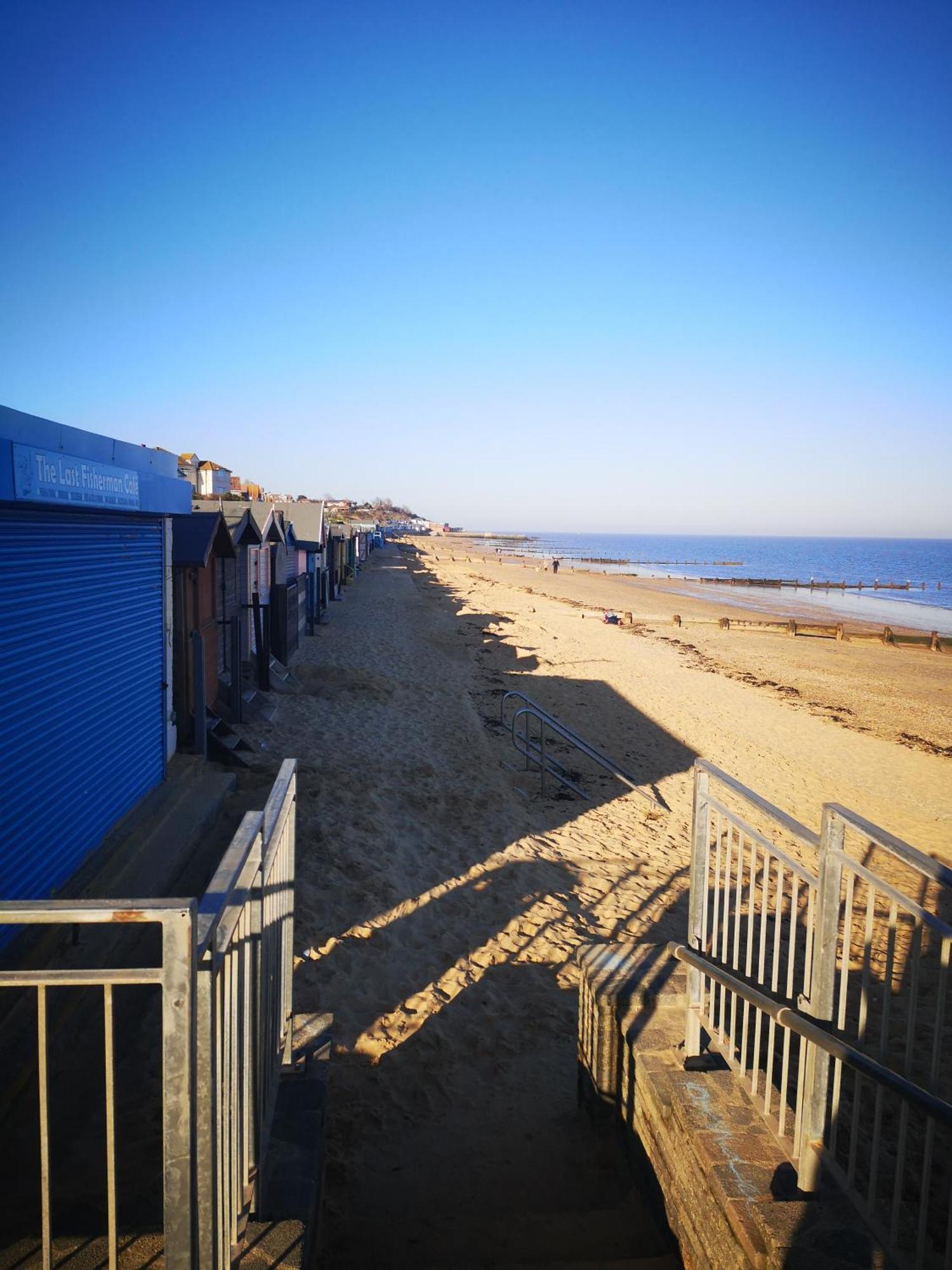 Lovely 2-Bed Caravan In Walton On The Naze Zewnętrze zdjęcie